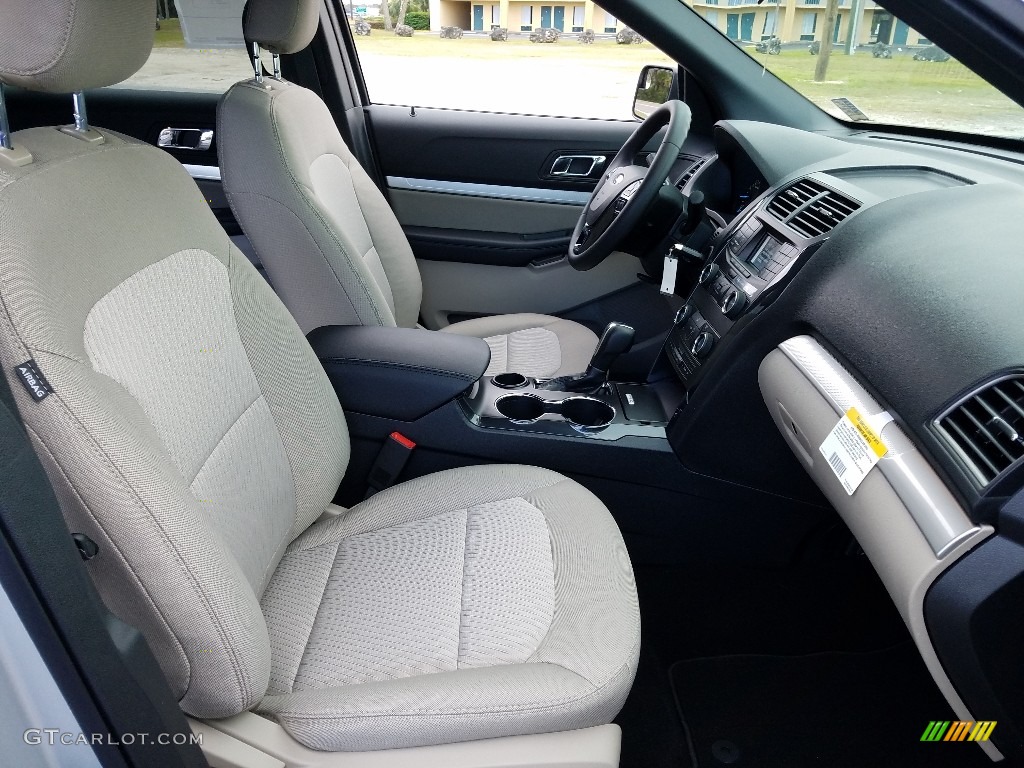 2019 Ford Explorer FWD Interior Color Photos