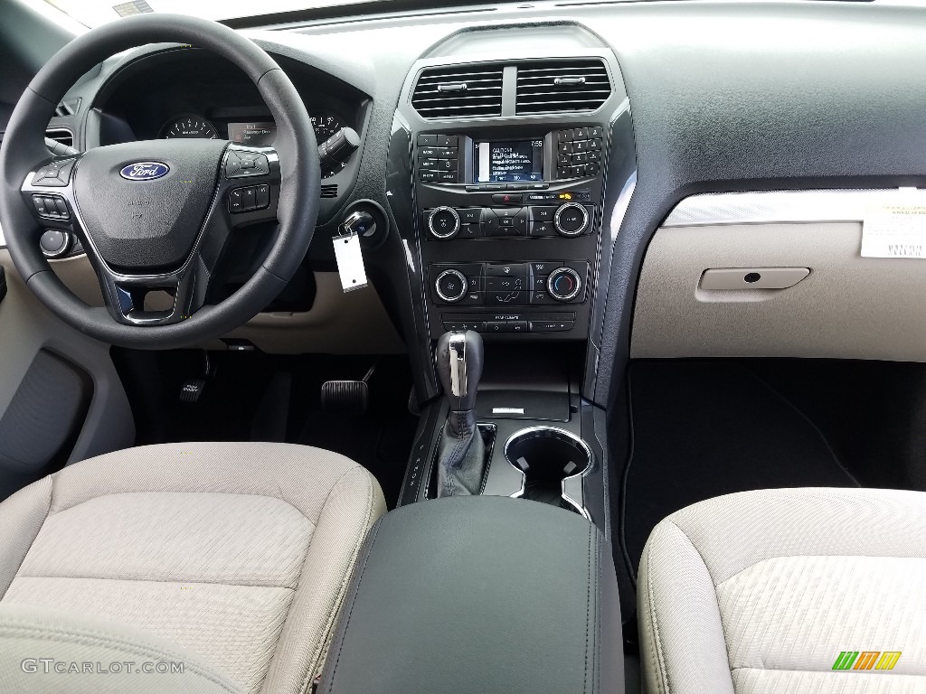 2019 Ford Explorer FWD Medium Stone Dashboard Photo #131436340