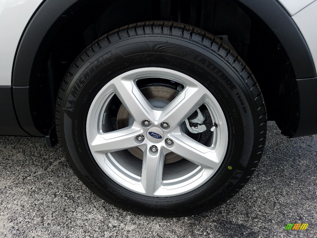 2019 Explorer FWD - Ingot Silver / Medium Stone photo #20