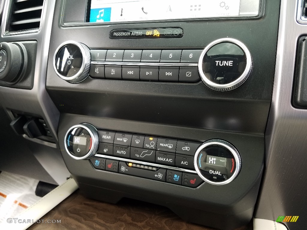2019 Ford Expedition Platinum 4x4 Controls Photo #131436940