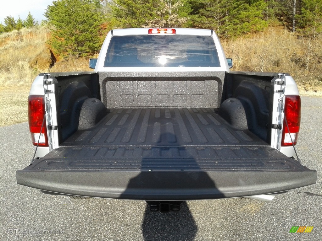 2019 1500 Classic Tradesman Regular Cab - Bright Silver Metallic / Black/Diesel Gray photo #12