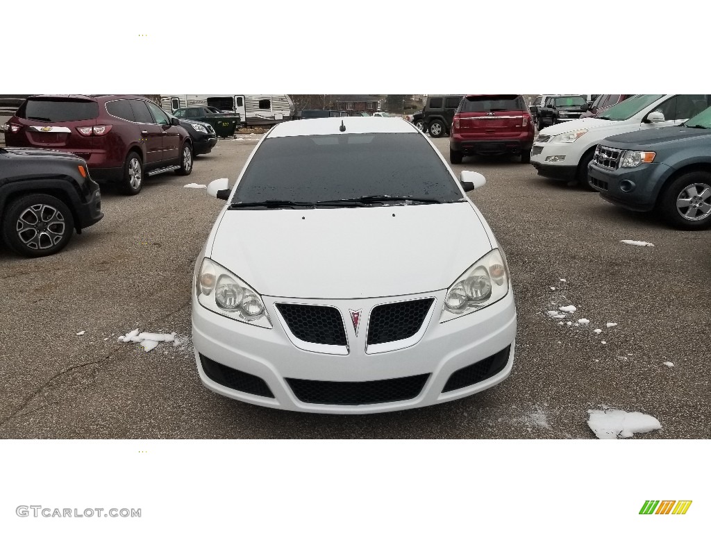 2010 G6 Sedan - Summit White / Ebony photo #3