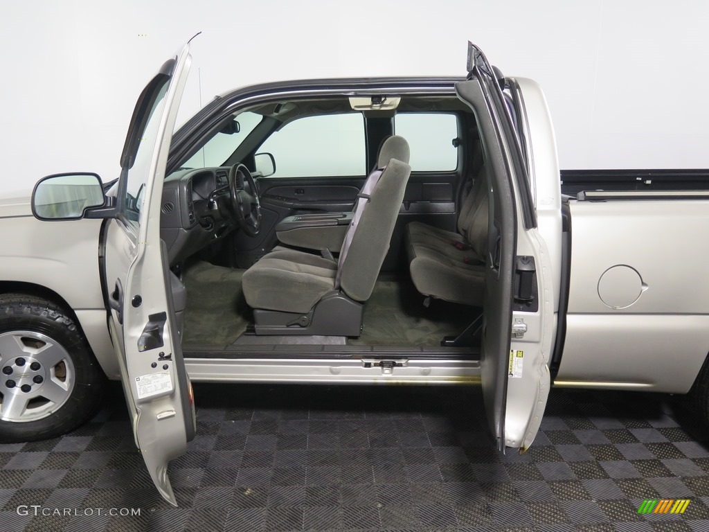 2005 Silverado 1500 LS Extended Cab - Silver Birch Metallic / Dark Charcoal photo #11