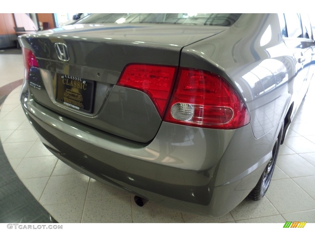 2007 Civic LX Sedan - Galaxy Gray Metallic / Gray photo #10