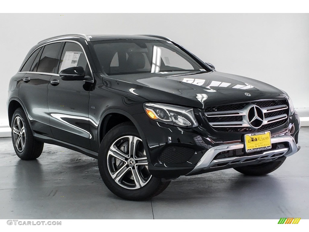 Black 2019 Mercedes-Benz GLC 350e 4Matic Exterior Photo #131446864