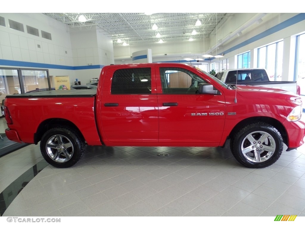 2012 Ram 1500 Express Crew Cab 4x4 - Flame Red / Dark Slate Gray/Medium Graystone photo #5