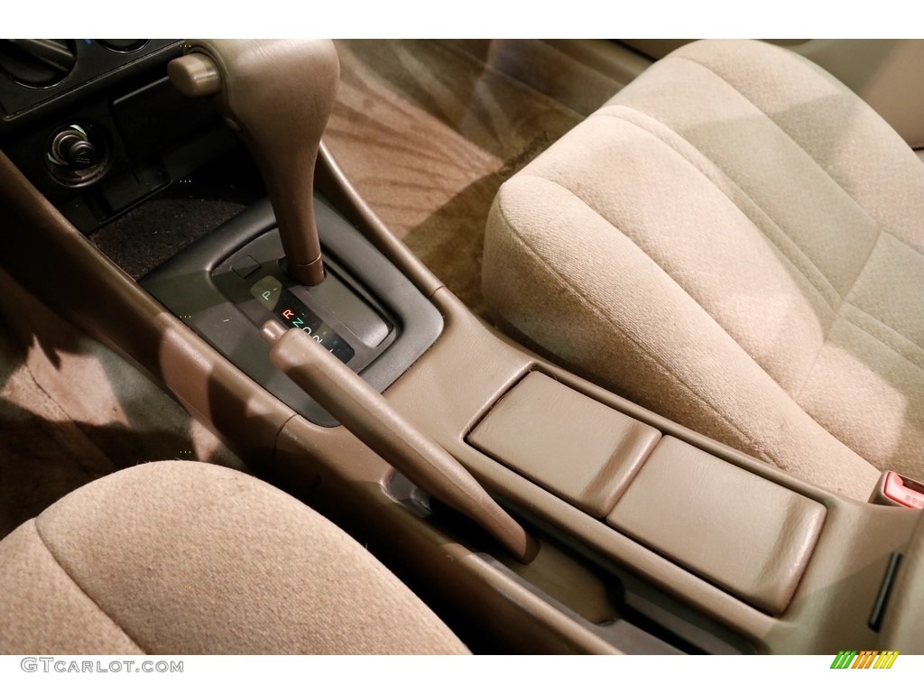 2000 Camry LE - Cashmere Beige Metallic / Oak photo #11