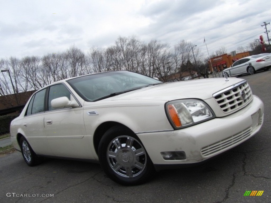 2003 DeVille Sedan - White Diamond / Dark Gray photo #2