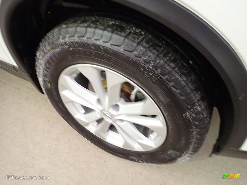 2014 Rogue SV AWD - Moonlight White / Charcoal photo #10