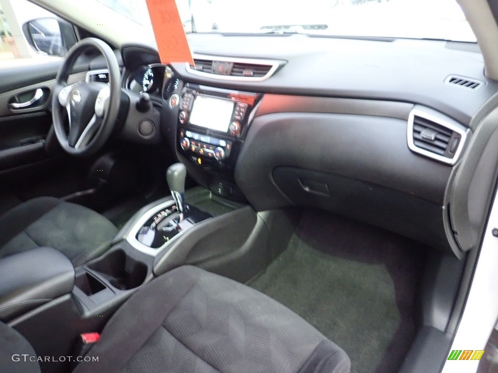 2014 Rogue SV AWD - Moonlight White / Charcoal photo #12