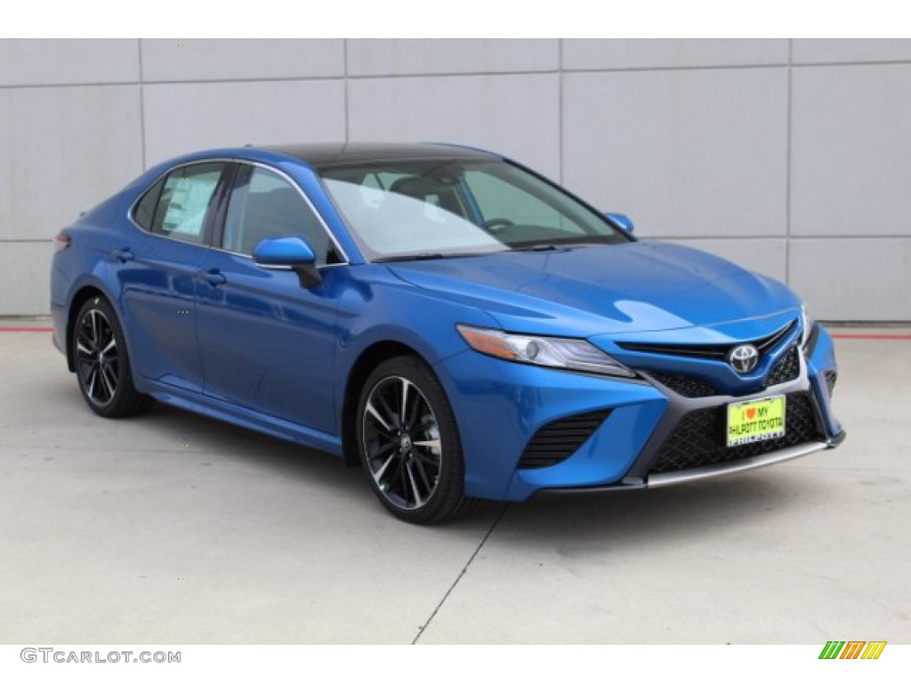 Blue Streak Metallic 2019 Toyota Camry XSE Exterior Photo #131456071