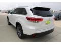 2019 Blizzard Pearl White Toyota Highlander XLE  photo #7