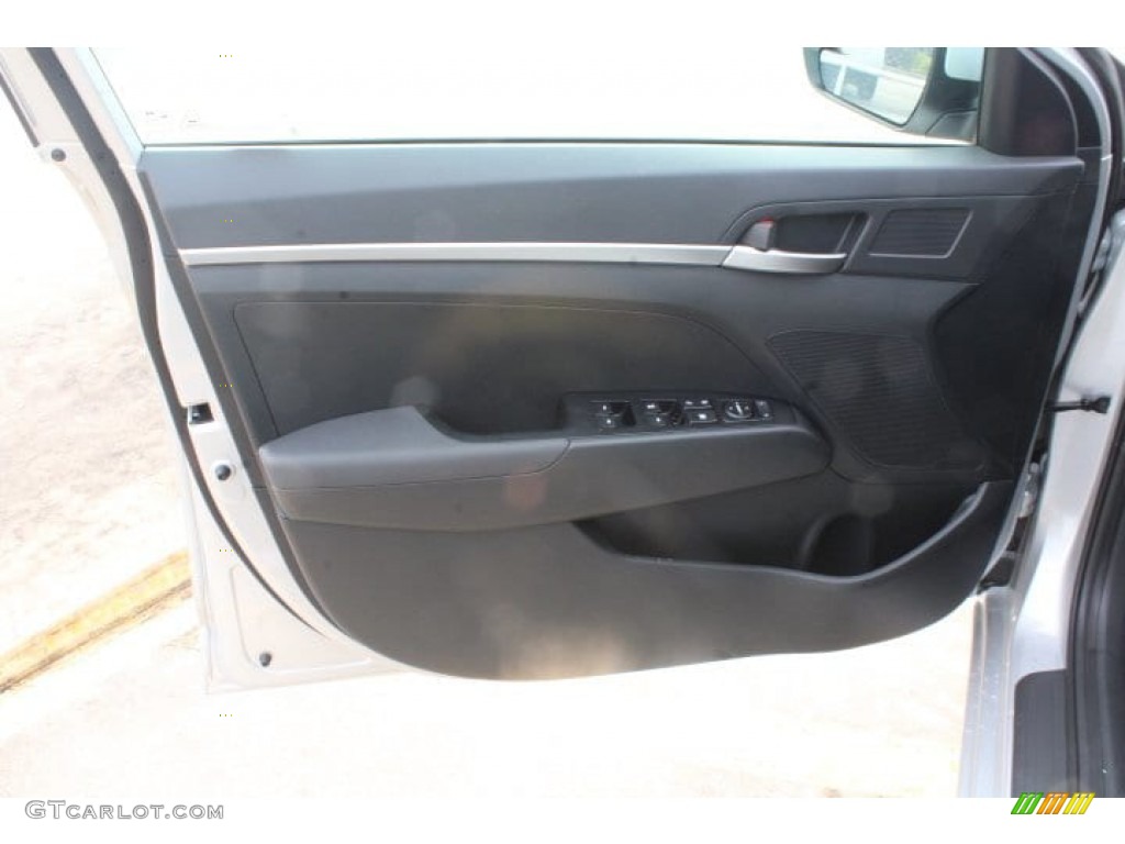 2019 Elantra SE - Symphony Silver / Black photo #8