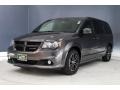 Granite - Grand Caravan GT Photo No. 12