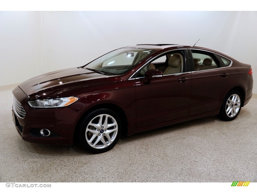 2013 Fusion SE 1.6 EcoBoost - Bordeaux Reserve Red Metallic / Dune photo #3