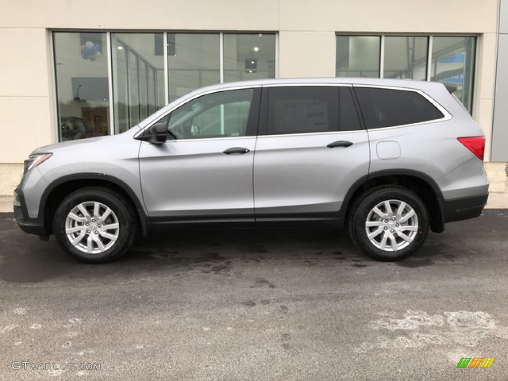 Lunar Silver Metallic 2019 Honda Pilot LX AWD Exterior Photo #131472297