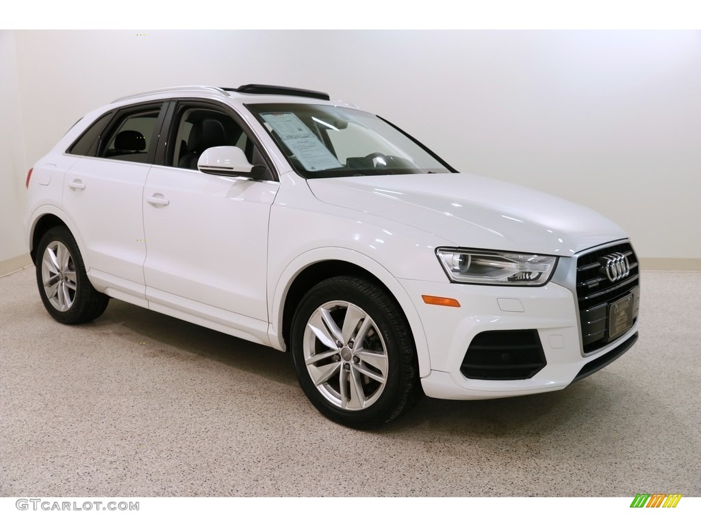 2016 Q3 2.0 TSFI Premium Plus quattro - Glacier White Metallic / Black photo #1