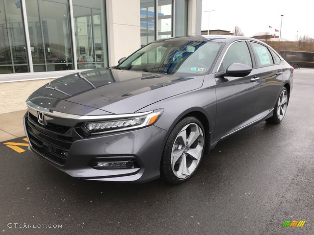 Modern Steel Metallic 2019 Honda Accord Touring Sedan Exterior Photo #131473053