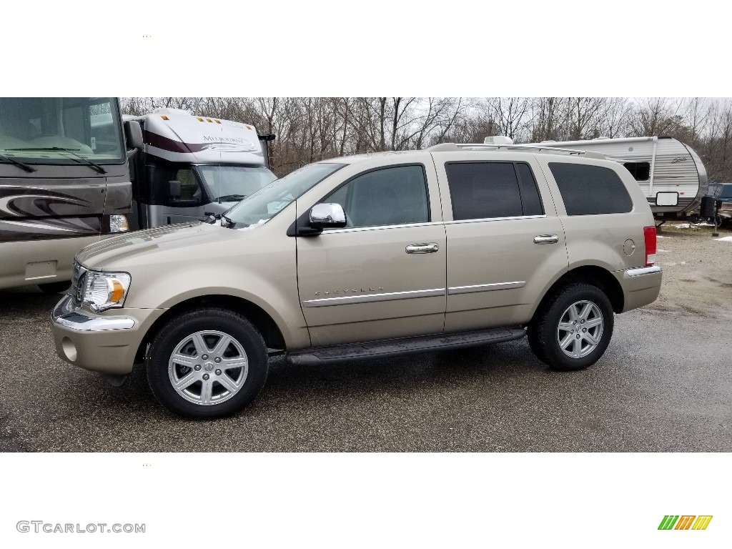 2008 Aspen Limited 4WD - Light Sandstone Metallic / Light Graystone photo #1