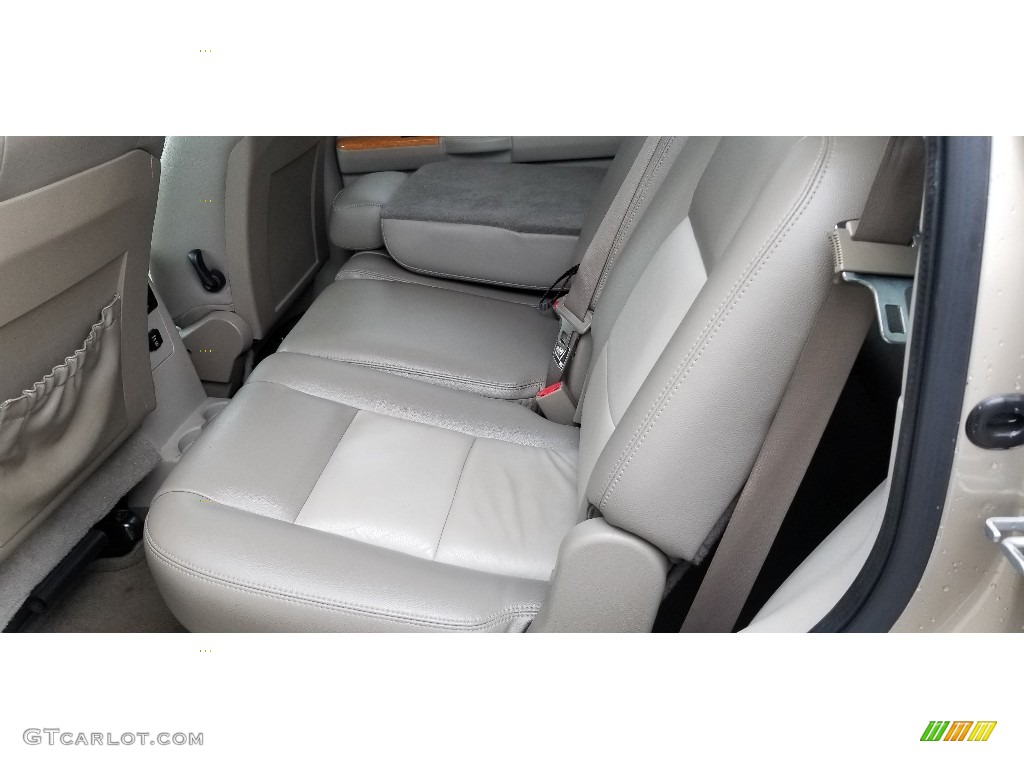 2008 Aspen Limited 4WD - Light Sandstone Metallic / Light Graystone photo #14