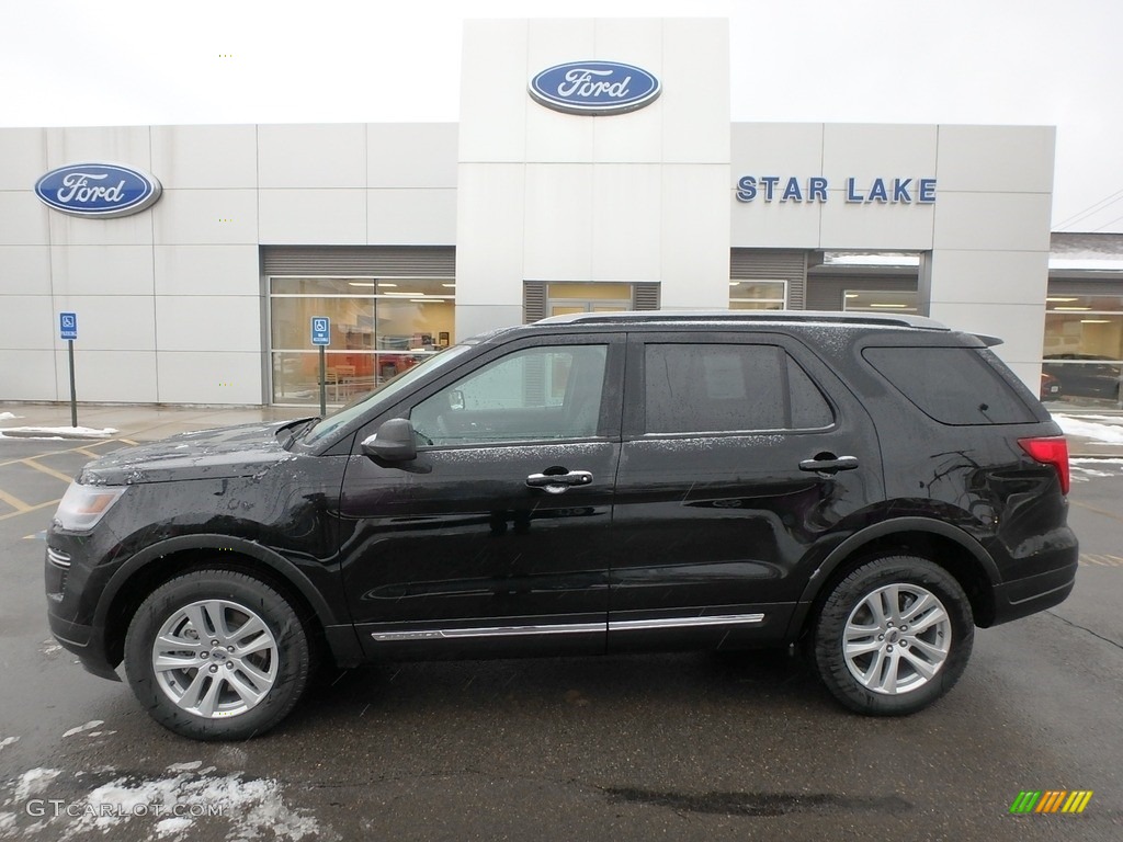 2019 Explorer XLT 4WD - Agate Black / Medium Black photo #1