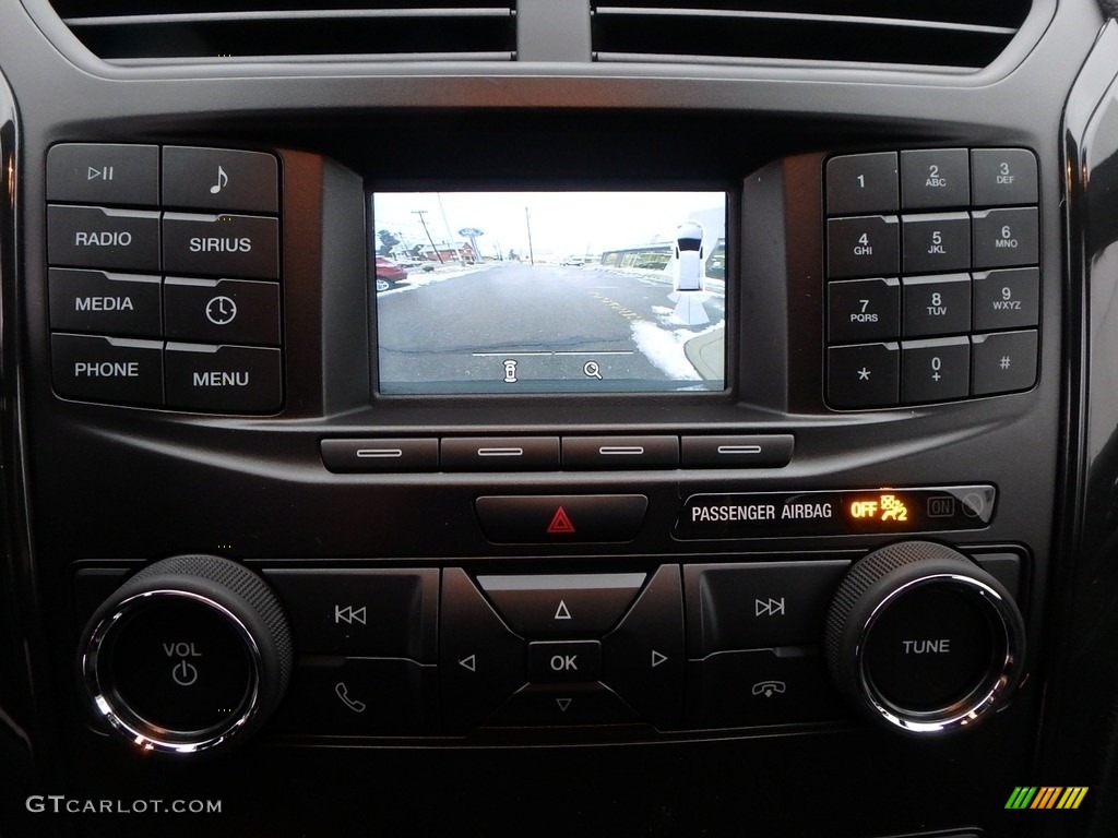 2019 Explorer XLT 4WD - Agate Black / Medium Black photo #20