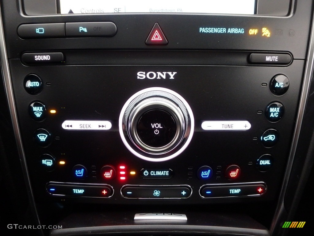 2019 Ford Explorer Limited 4WD Controls Photos