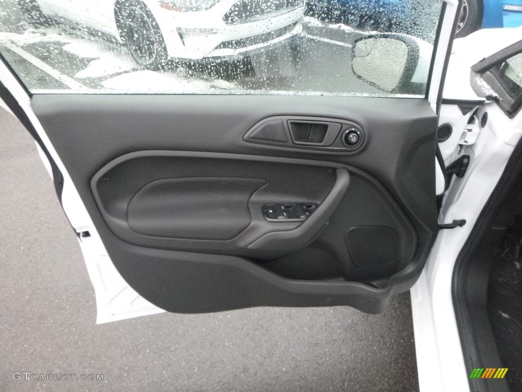 2019 Fiesta SE Hatchback - Oxford White / Charcoal Black photo #10