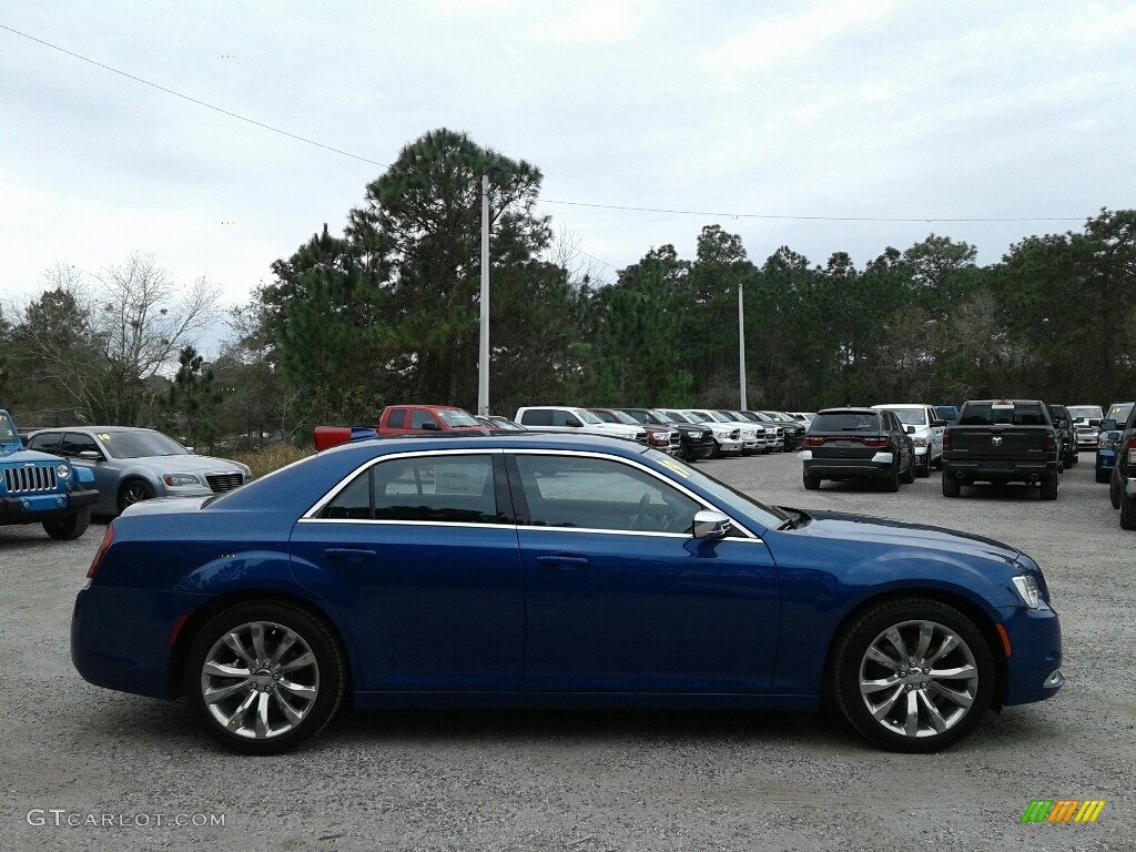 2019 300 Touring - Ocean Blue Metallic / Black photo #6