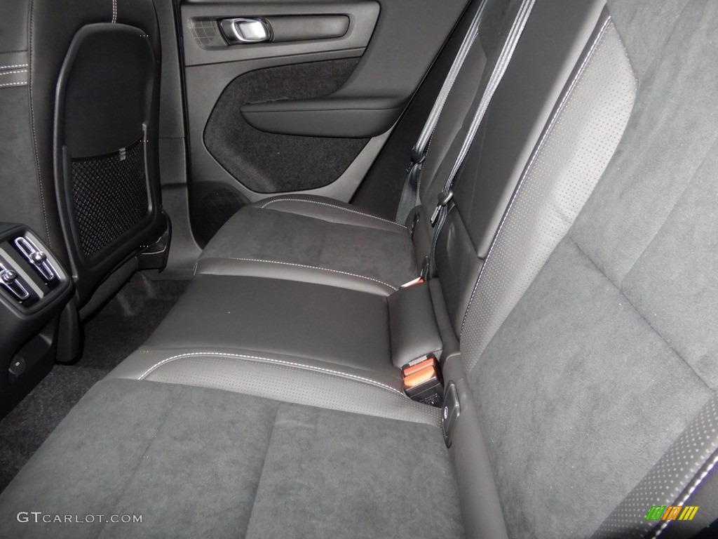 2019 Volvo XC40 T5 R-Design AWD Rear Seat Photo #131482482