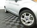 Ingot Silver - Fiesta SE Sedan Photo No. 6