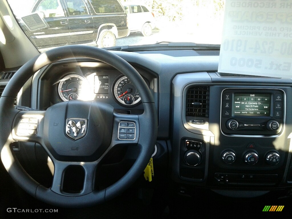 2019 1500 Classic Tradesman Quad Cab - Bright White / Black/Diesel Gray photo #13