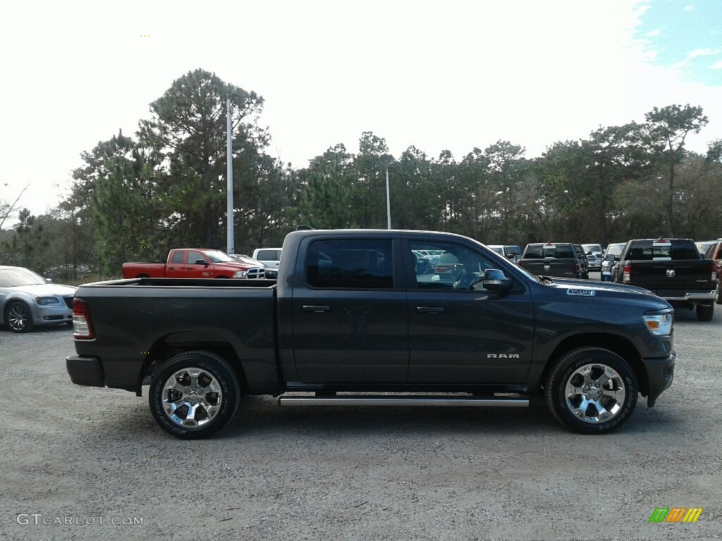 2019 1500 Big Horn Crew Cab 4x4 - Granite Crystal Metallic / Black photo #6