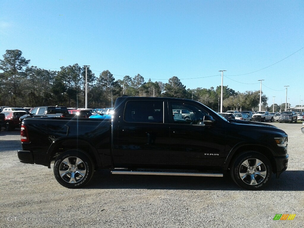 2019 1500 Laramie Crew Cab 4x4 - Diamond Black Crystal Pearl / Black photo #6