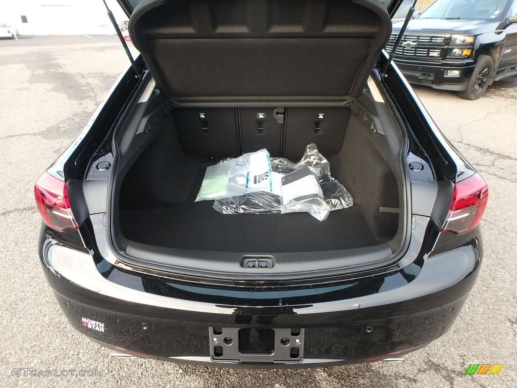 2019 Buick Regal Sportback Essence AWD Trunk Photos