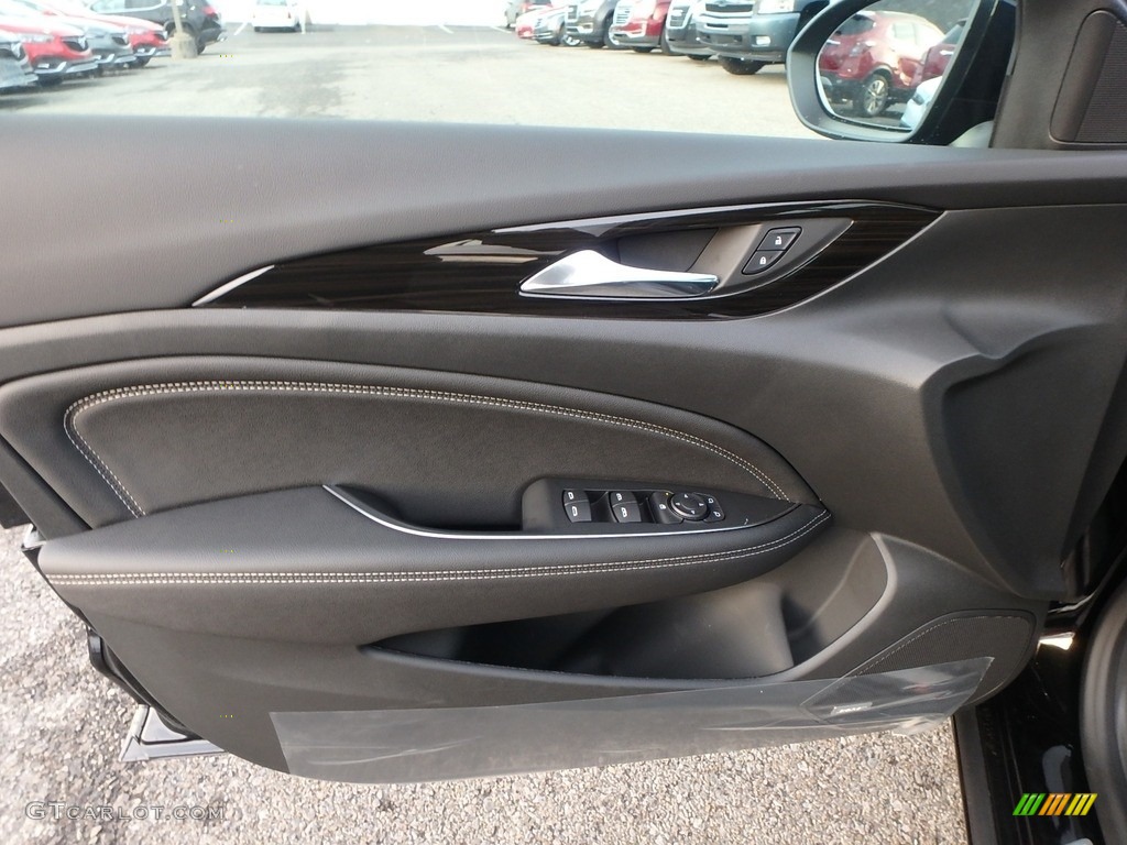 2019 Buick Regal Sportback Essence AWD Ebony Door Panel Photo #131484102