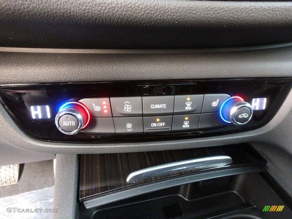 2019 Buick Regal Sportback Essence AWD Controls Photo #131484144