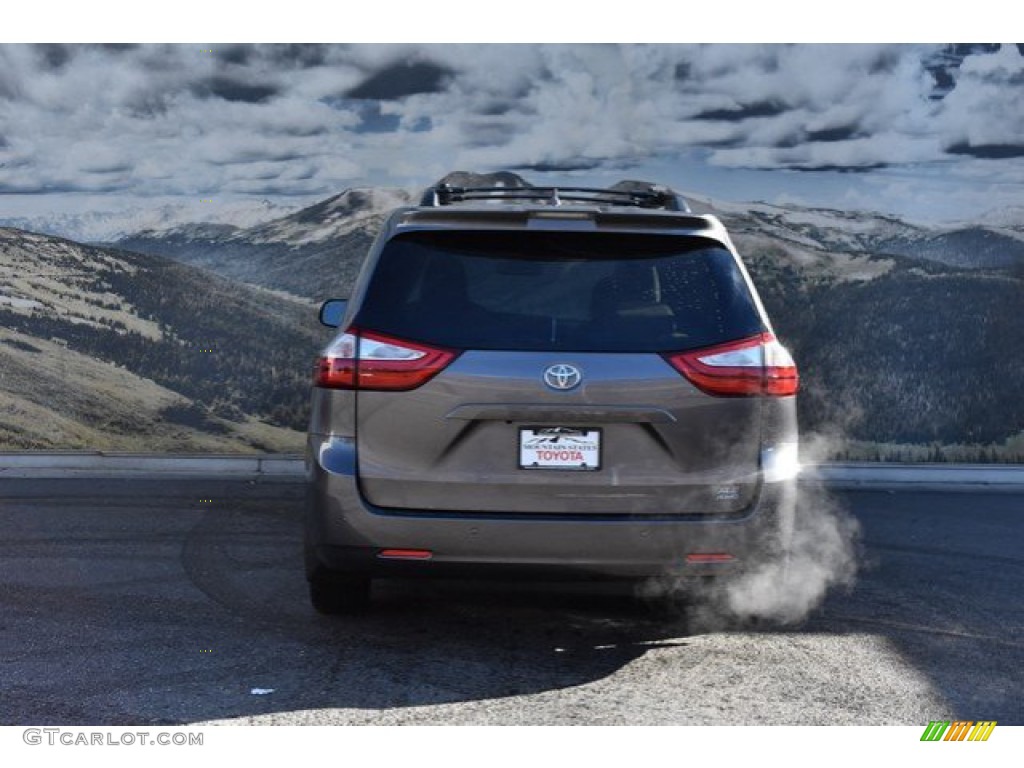 2019 Sienna XLE - Predawn Gray Mica / Ash photo #4