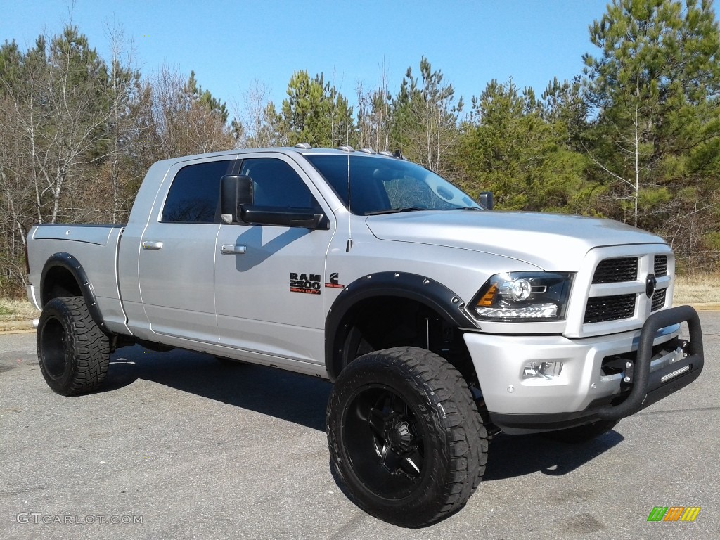 2017 2500 Laramie Mega Cab 4x4 - Bright Silver Metallic / Black photo #4