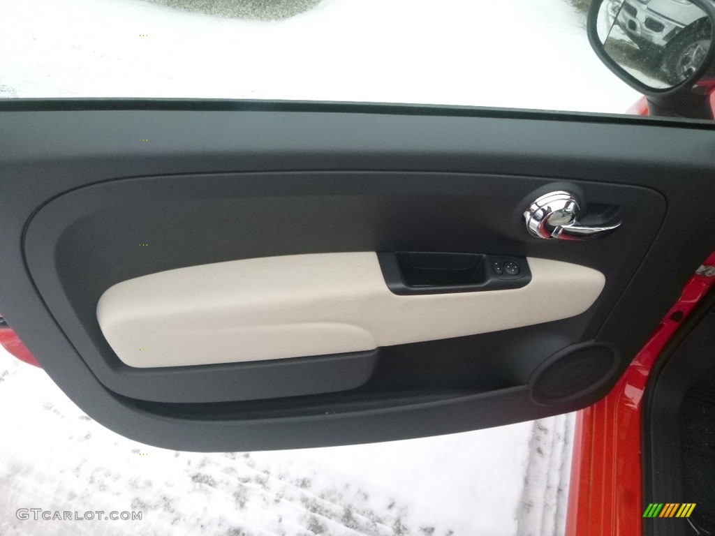 2018 Fiat 500 Lounge Door Panel Photos