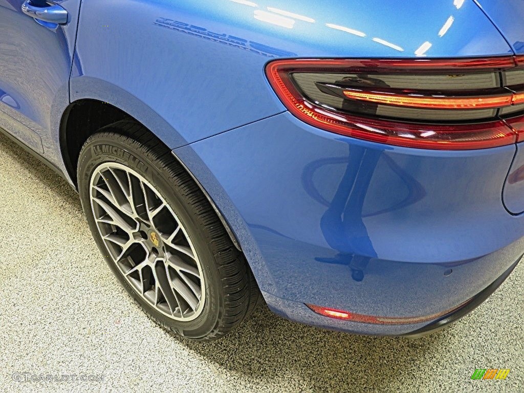 2015 Macan S - Sapphire Blue Metallic / Black photo #7