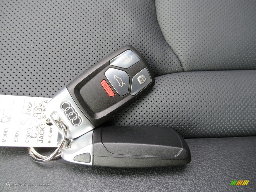 2018 Audi Q7 3.0 TFSI Prestige quattro Keys Photo #131497363