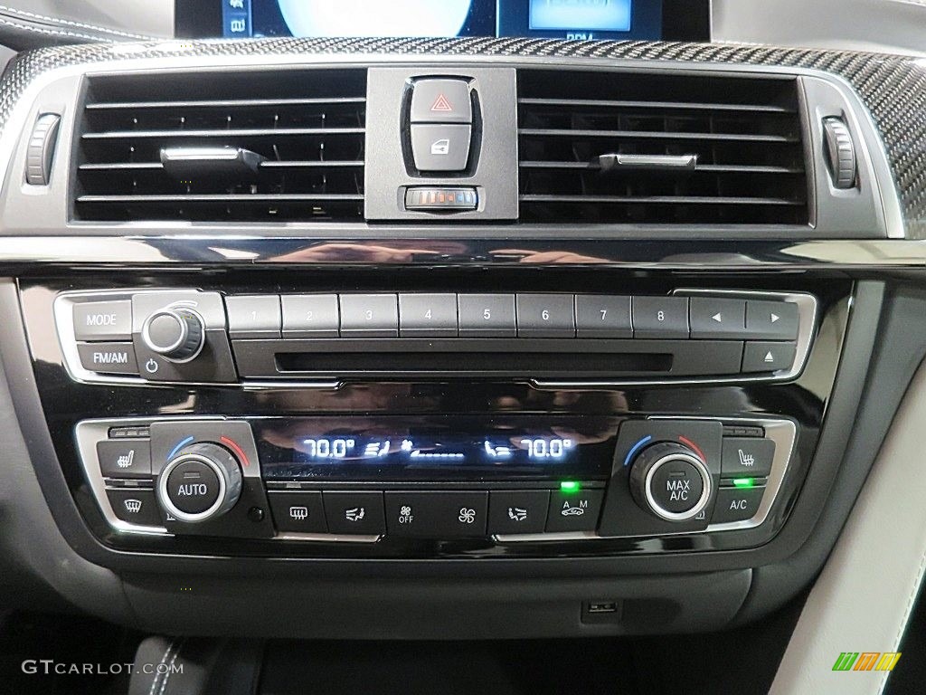 2017 BMW M4 Coupe Controls Photo #131498179