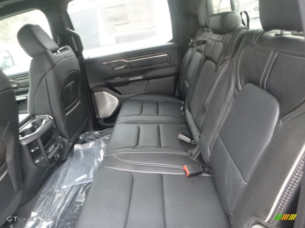 2019 1500 Limited Crew Cab 4x4 - Granite Crystal Metallic / Black photo #4