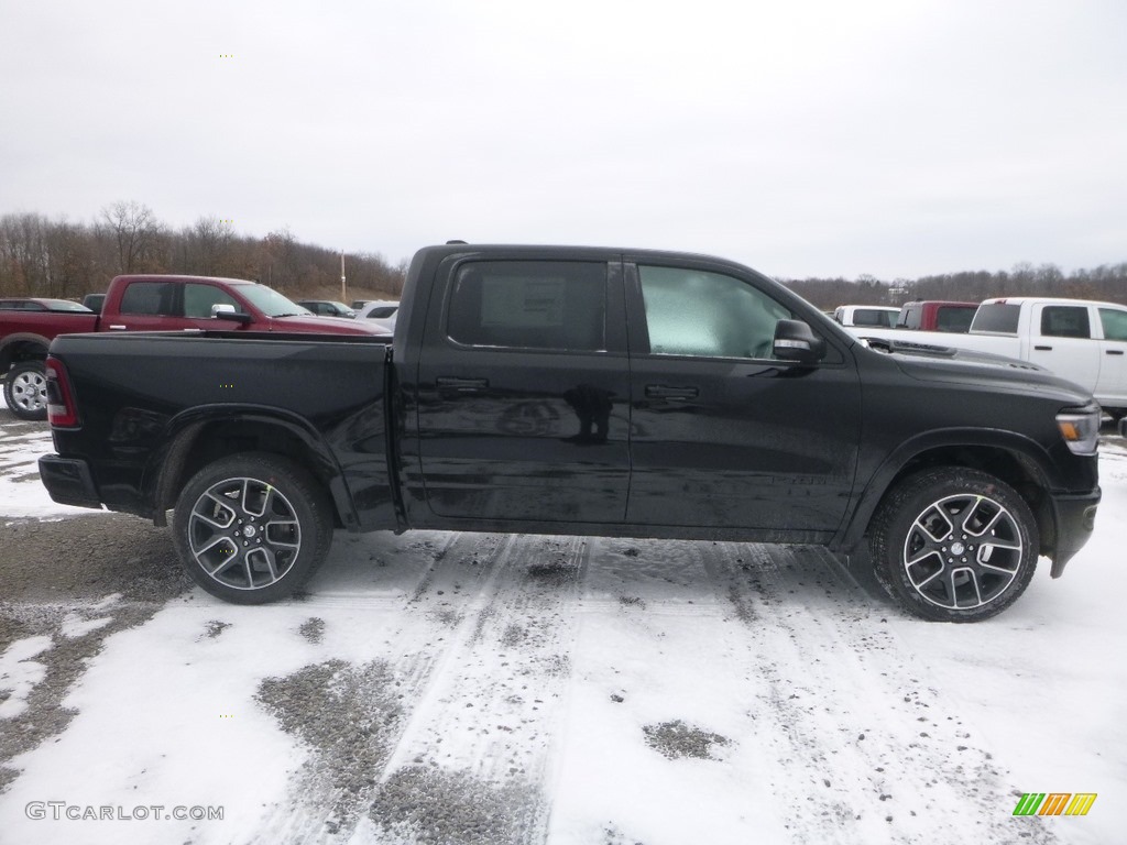 2019 1500 Laramie Crew Cab 4x4 - Diamond Black Crystal Pearl / Black photo #7