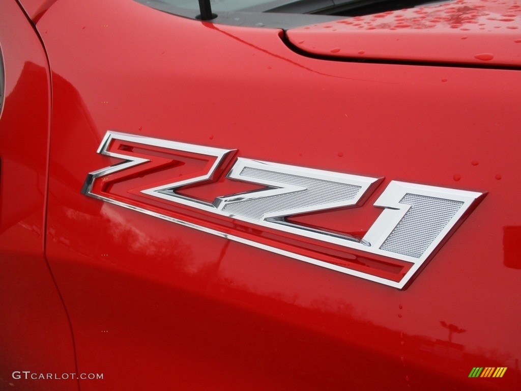 2019 Chevrolet Silverado 1500 RST Double Cab 4WD Marks and Logos Photos