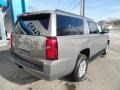 Pepperdust Metallic - Suburban LS 4WD Photo No. 5