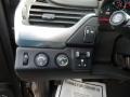 Pepperdust Metallic - Suburban LS 4WD Photo No. 23