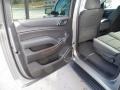 Pepperdust Metallic - Suburban LS 4WD Photo No. 36