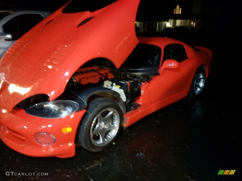 1997 Viper GTS - Viper Red / Black photo #4